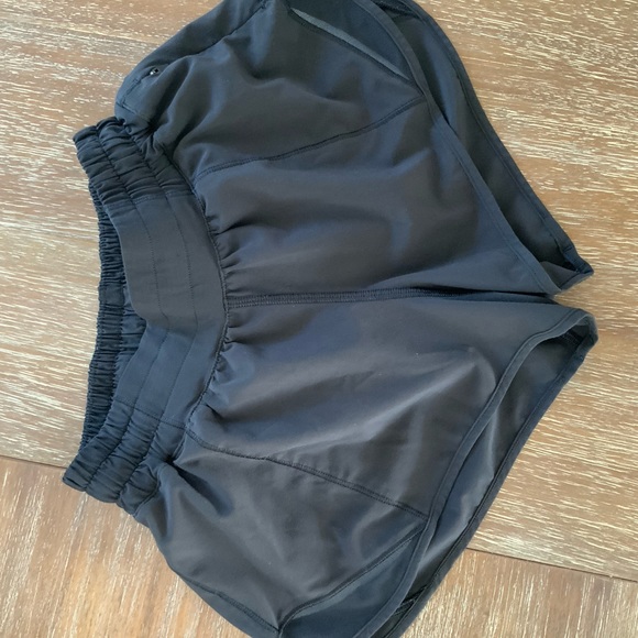 Lululemon Hotty Hot Shorts - Picture 3 of 3